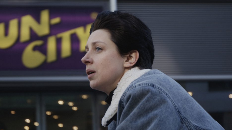 Neplatené voľno
(2025)