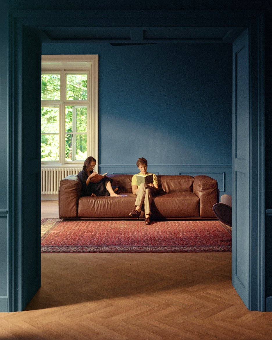 Nikto ma nemá rád
(2025)