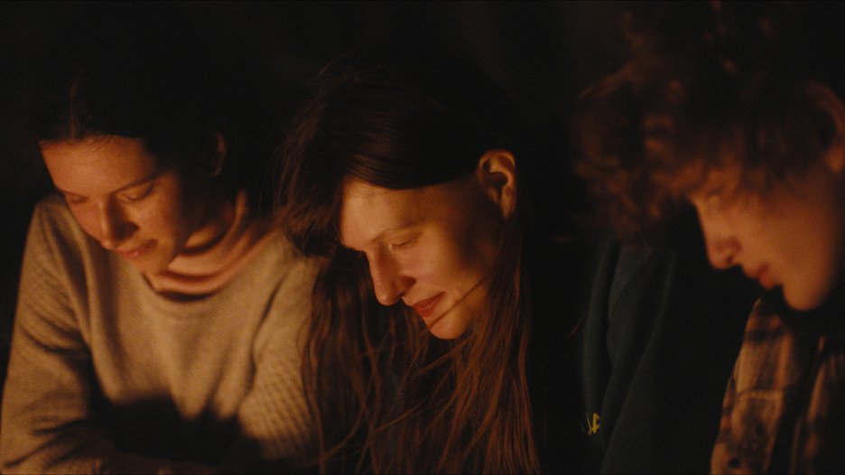 Od marca do mája
(2025)