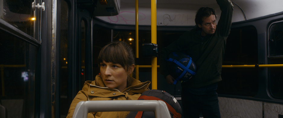 Prišla v noci
(2024)_693aa7404fb66.png